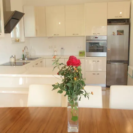 Apartment Jadranka